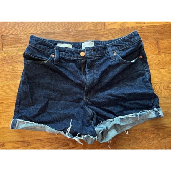 Custom listing 3 shorts* Jean Shorts Universal Thread Vintage MIDIe - Picture 1 of 7